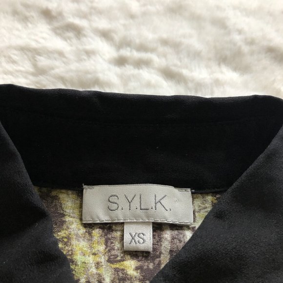 Stylish Women's Button Down Shirt - Black and Yellow by - Picture 4 of 8